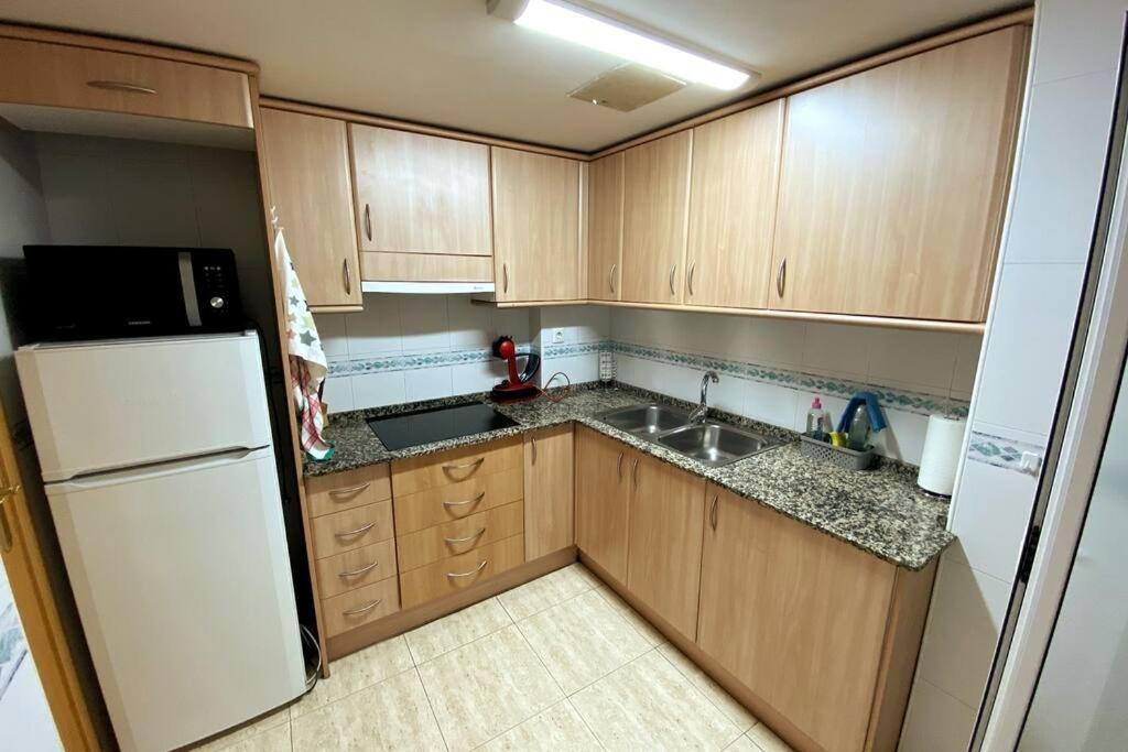 Peaceful With Sea View And Parking In Cap * Salou