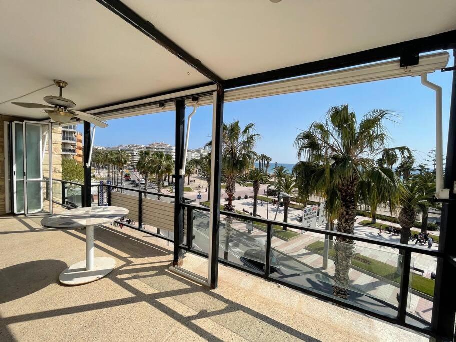 En Primera Linea De Mar De Apartamento