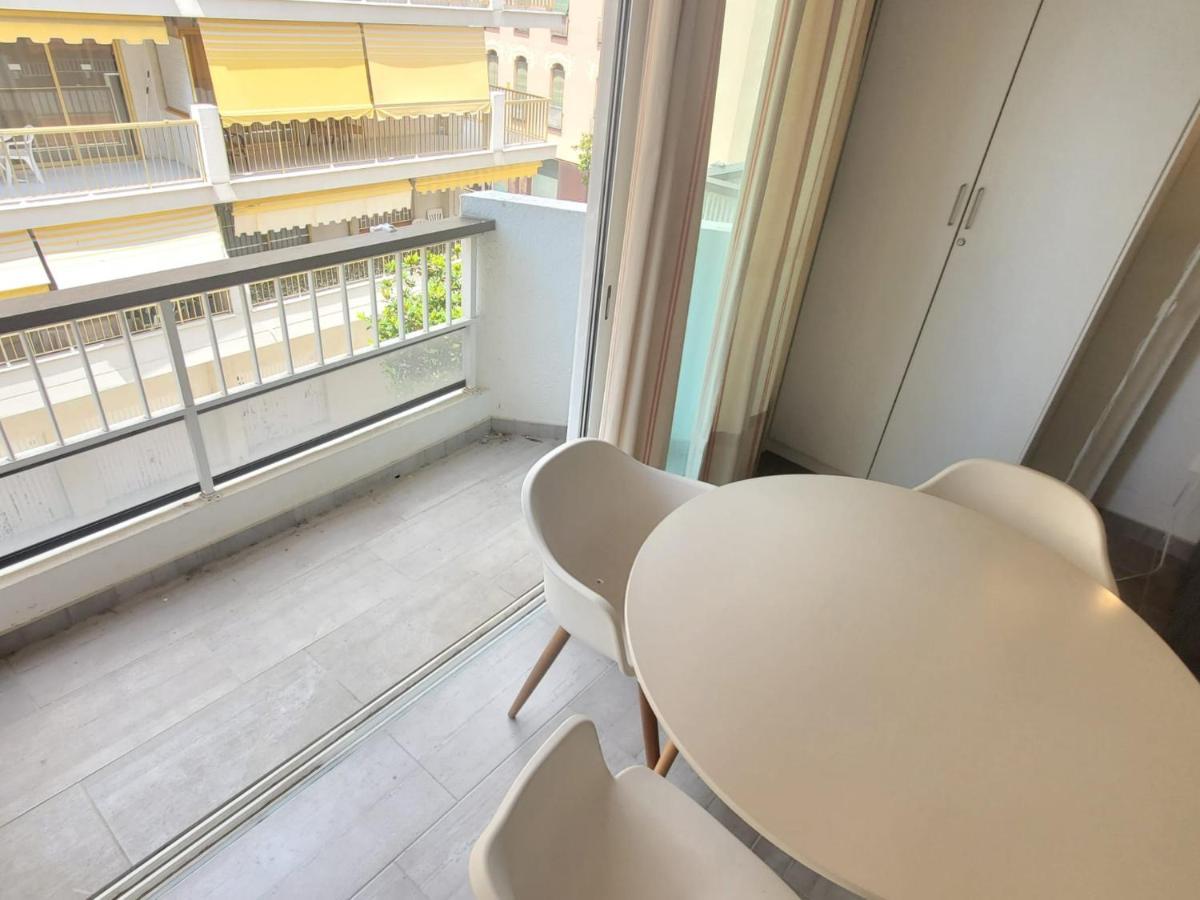 Salou Centro Primera Linea De Mar Apartment *