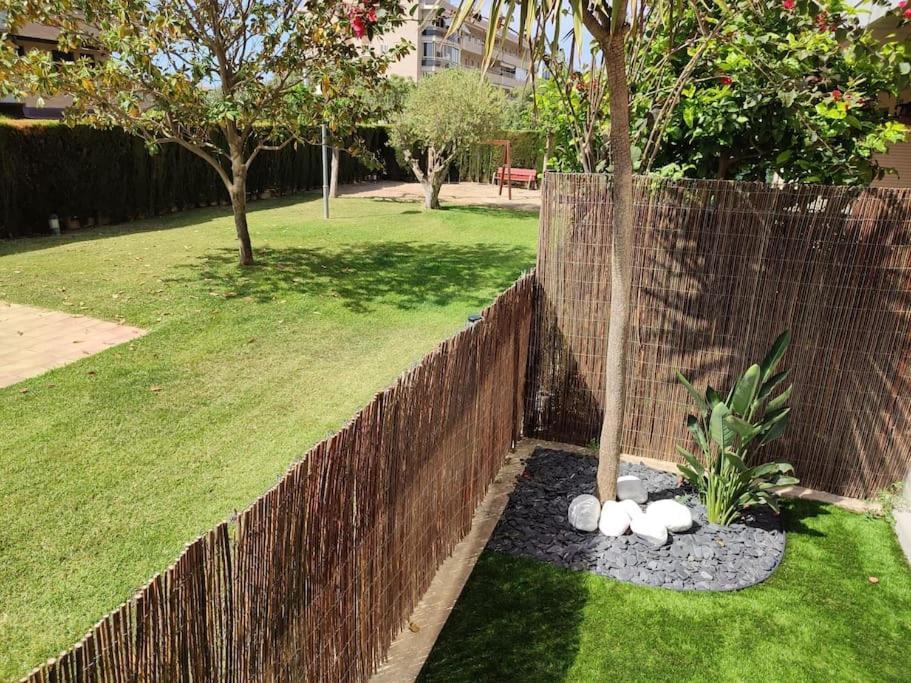 Apartamento Familiar Con Jardin Y Piscina En Salou