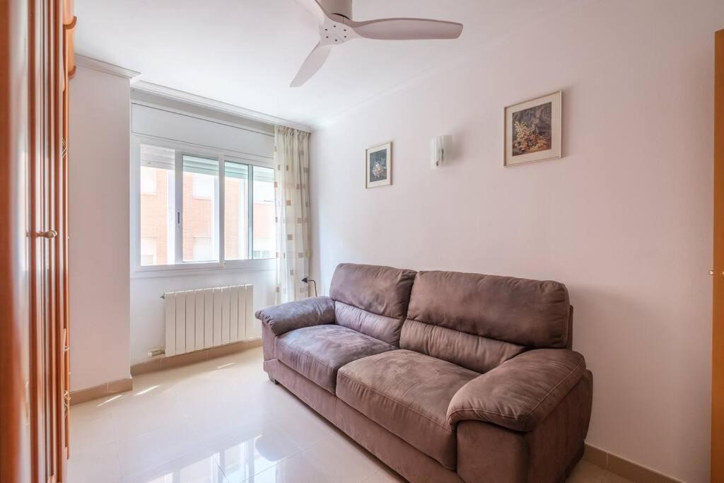Appartement En Complejo Residencial, Con Piscina. Salou