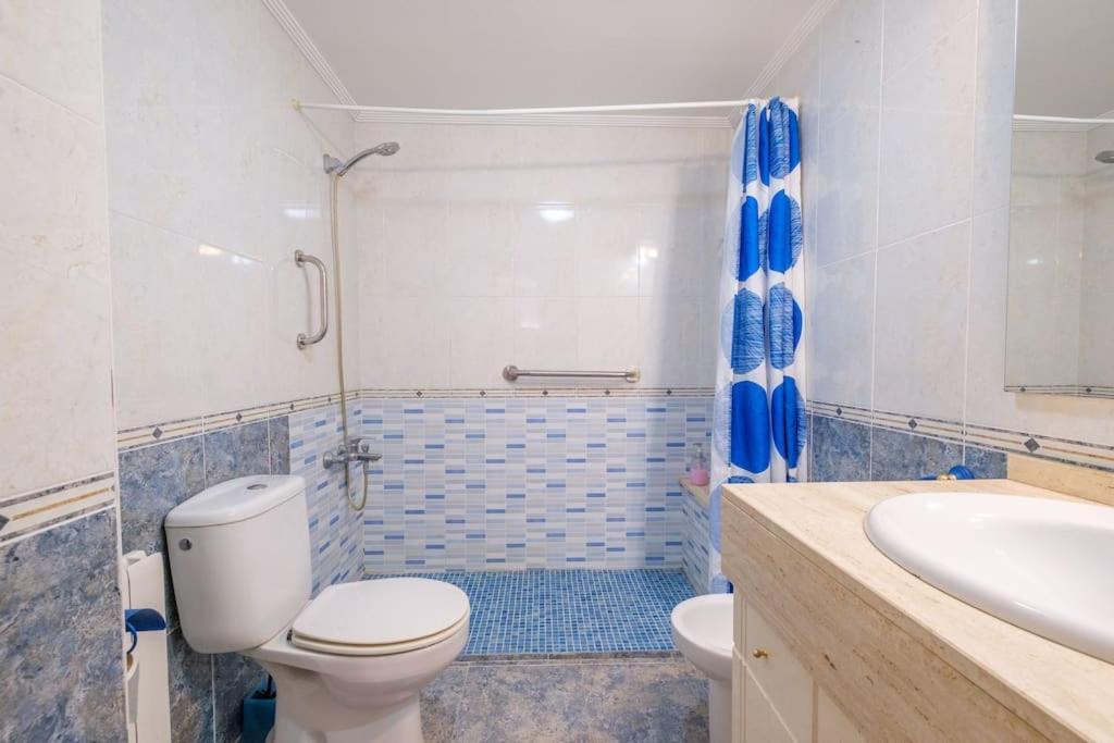 En Complejo Residencial, Con Piscina. Appartement Salou