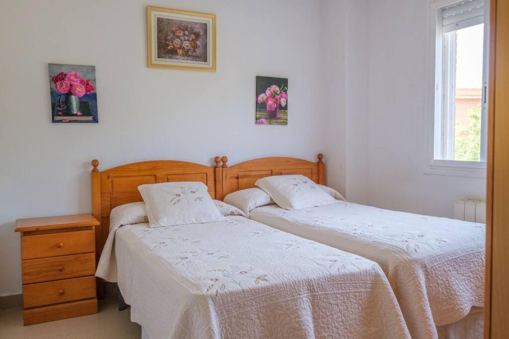 En Complejo Residencial, Con Piscina. Appartement *