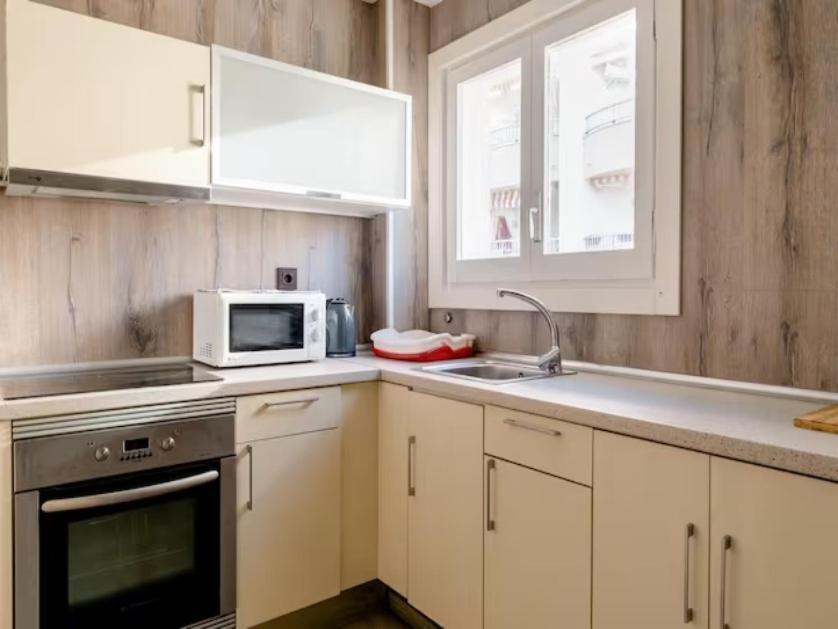 Playa De Levante Y Port Aventura Apartamento Salou