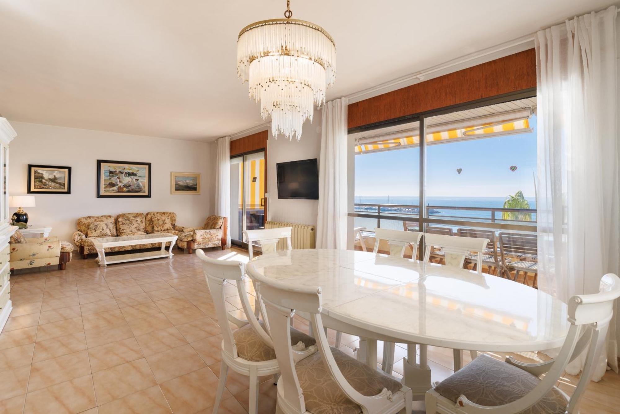 Apartamento Para 8 Sobre El Mar Appartement Salou