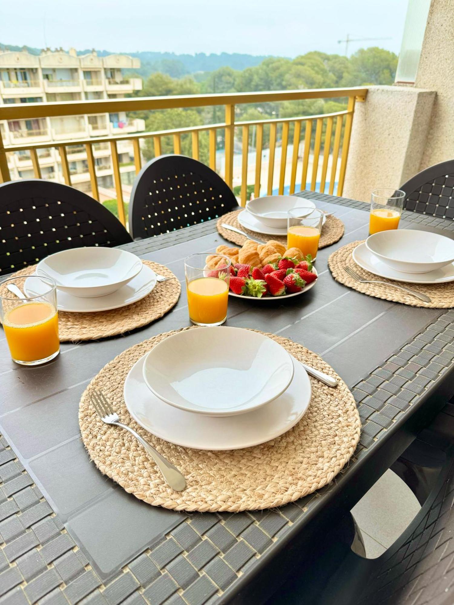 Completo Junto A La Playa Apartamento Salou