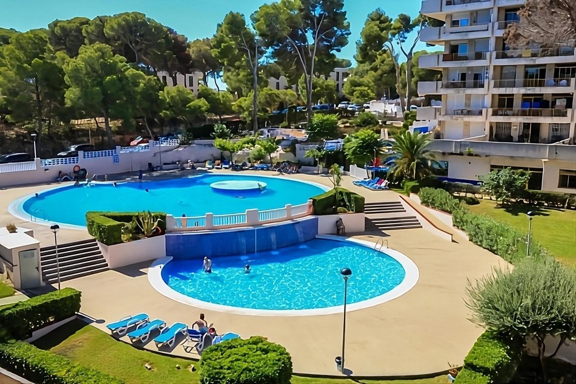 Completo Junto A La Playa Salou