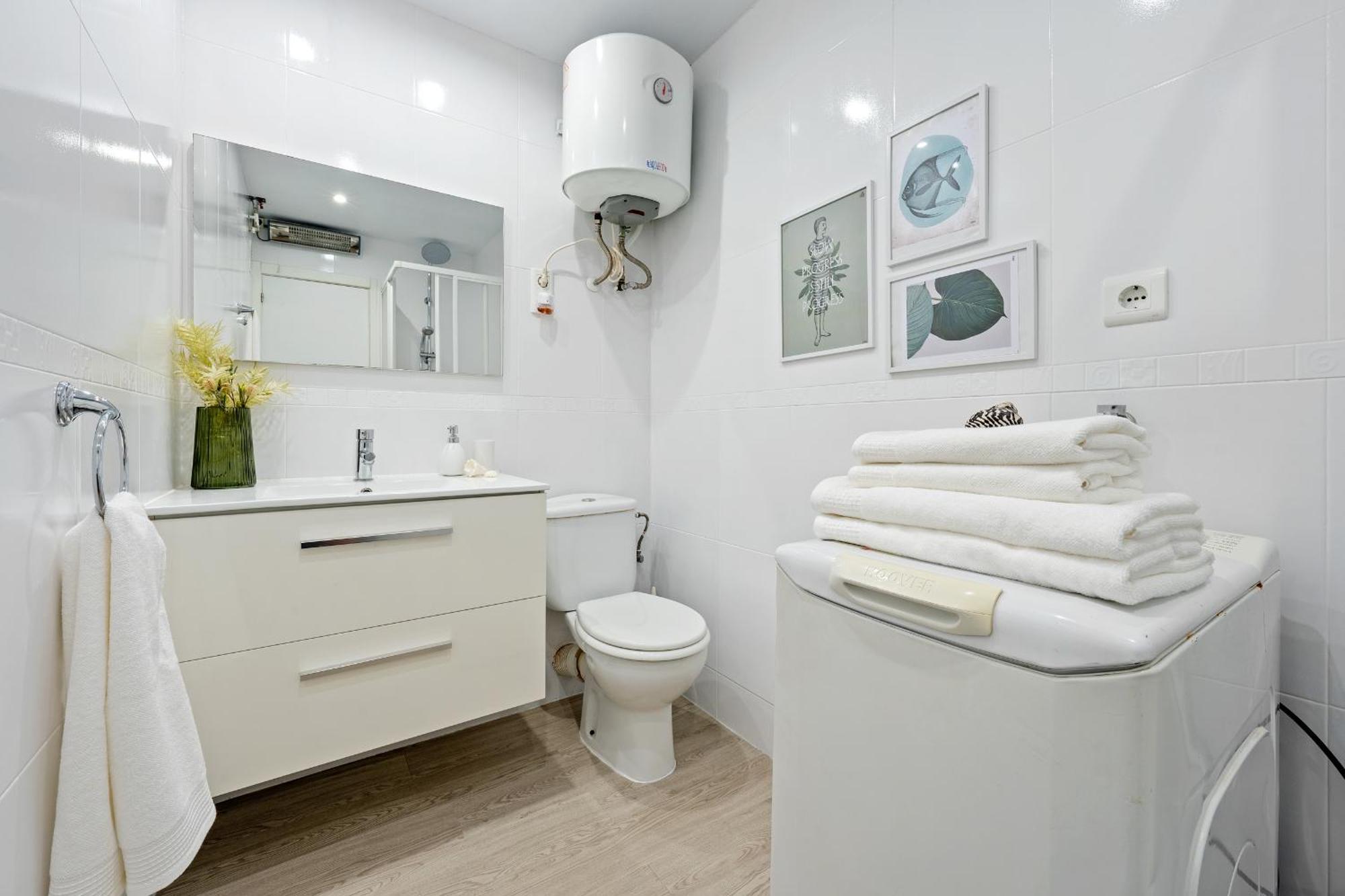 Hauzify I Sunshine Apartamento *