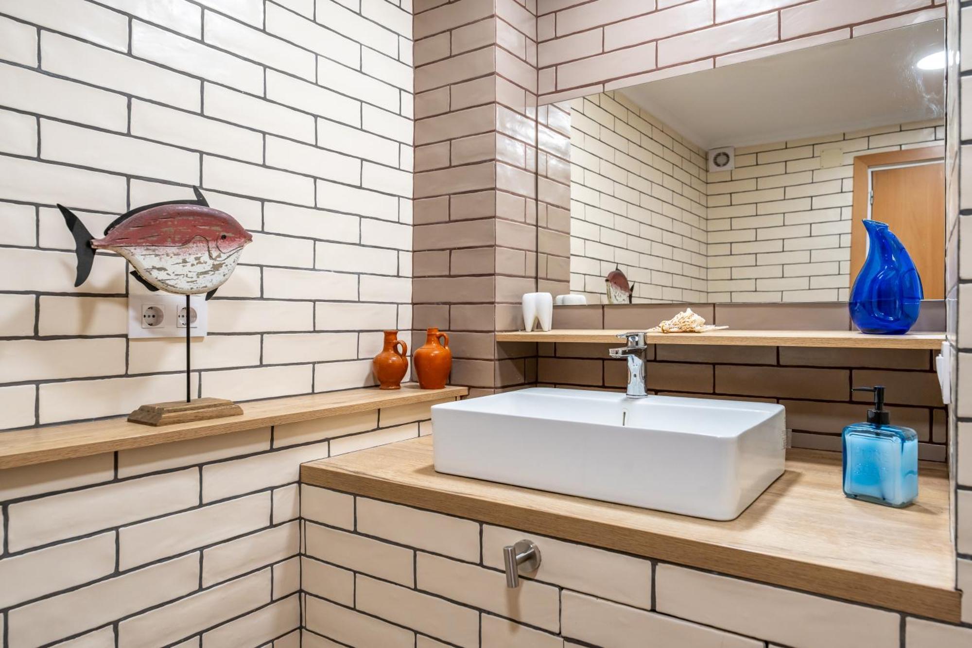 Luxury Designer Front Two Bedroom Apartamento *