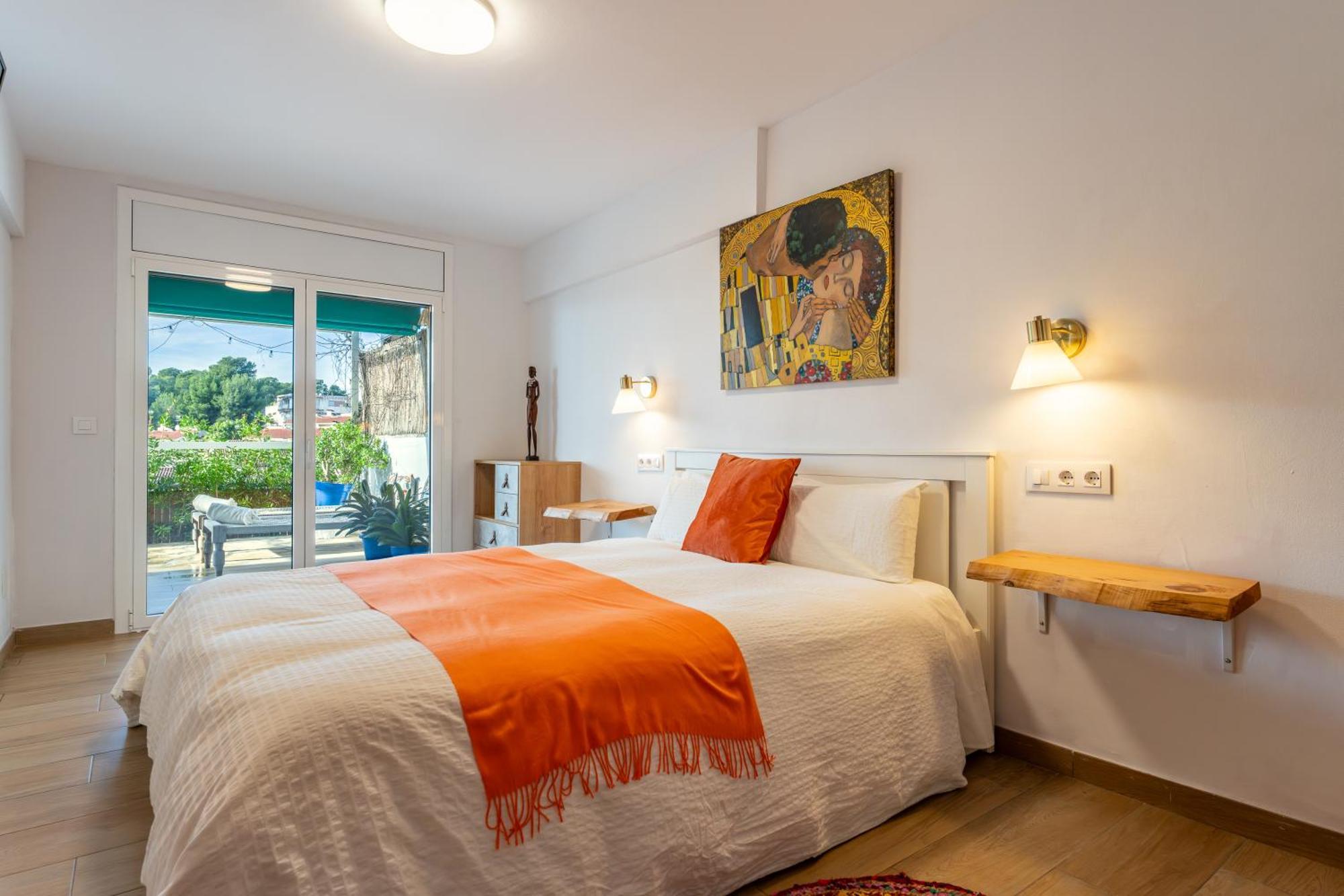 Luxury Designer Front Two Bedroom * Salou