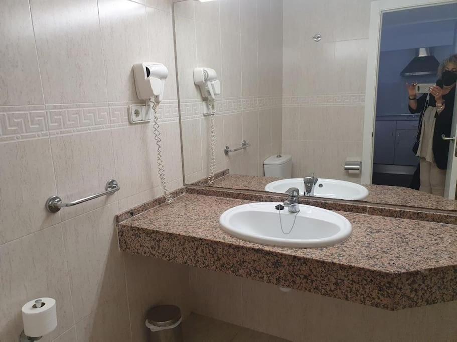 Apartamento Centro De Salou-2 Minutos De La Playa-wifi-piscina