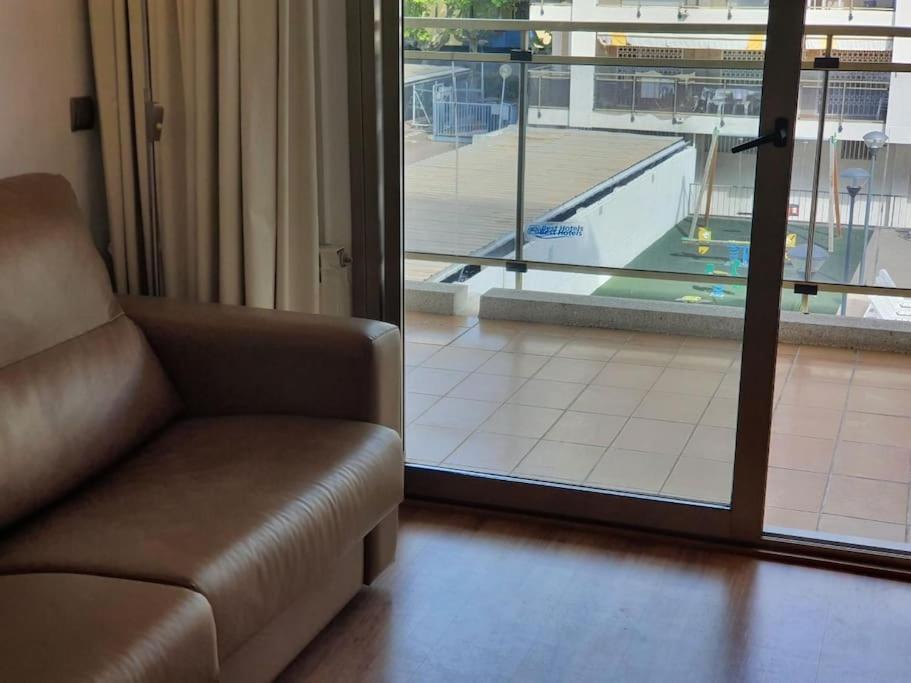 Centro De Salou-2 Minutos De La Playa-wifi-piscina Apartamento *