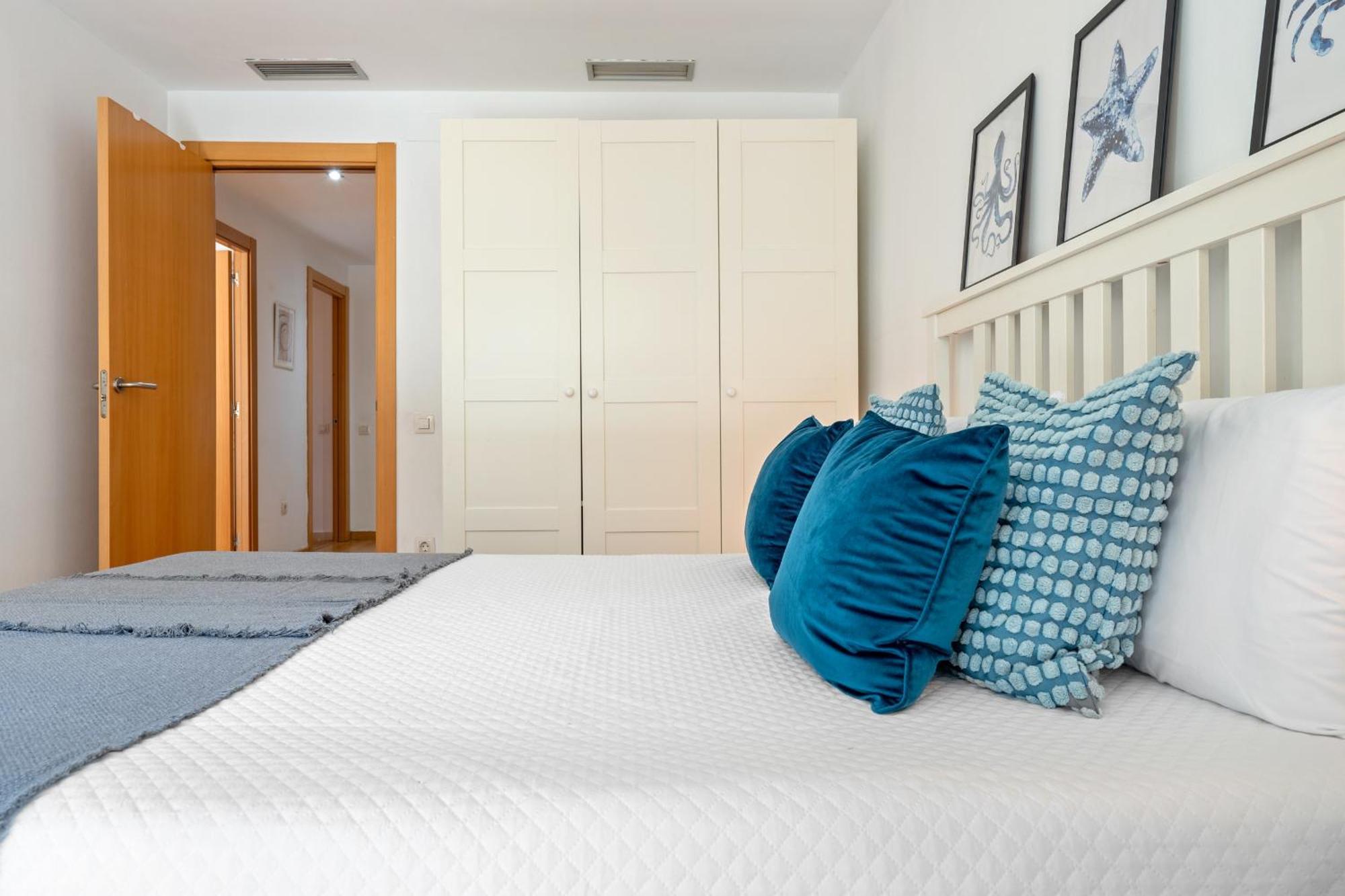 Apartamento Apartamento Familiar Con Jardin Y Piscina En *