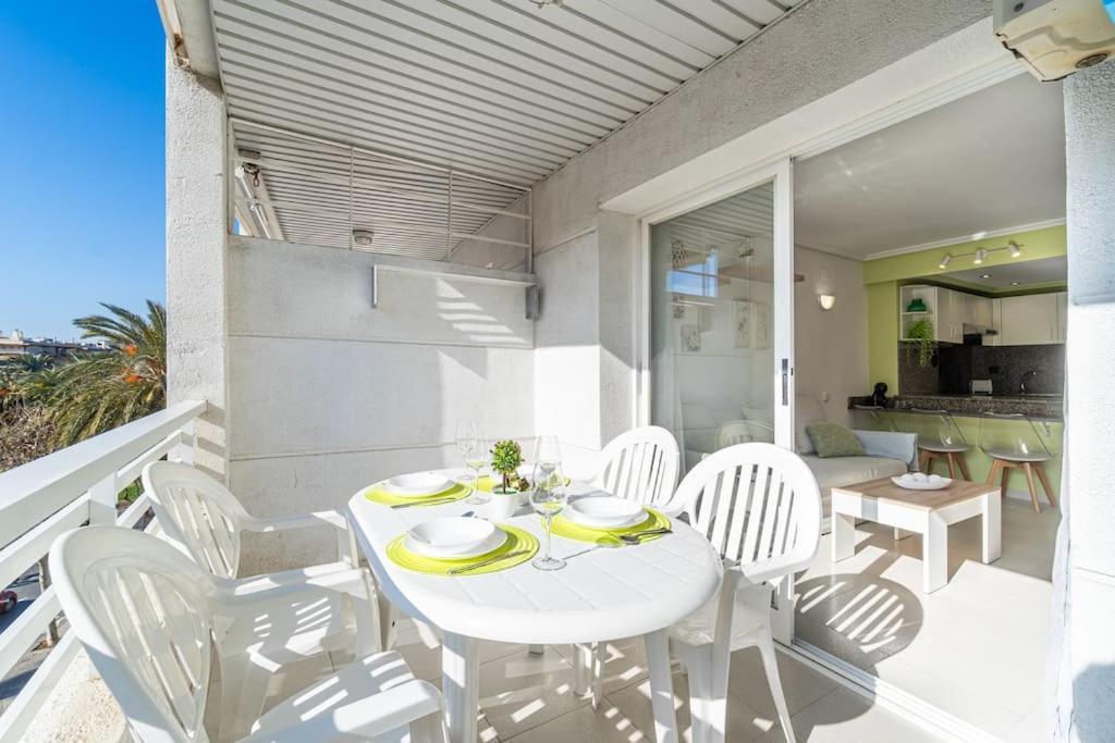 Center-pool-relax-2bed-portaventura-aa9 Salou