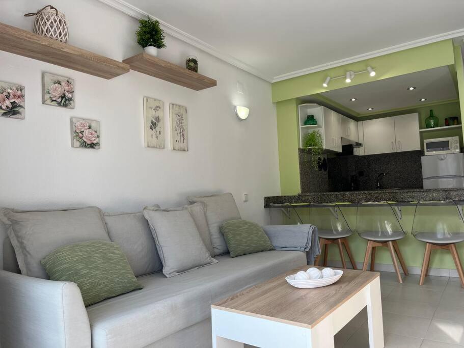 Center-pool-relax-2bed-portaventura-aa9 Salou