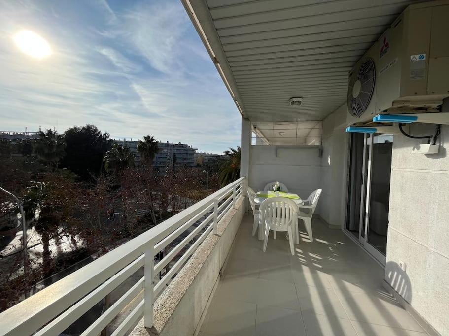 Center-pool-relax-2bed-portaventura-aa9 Appartement Salou