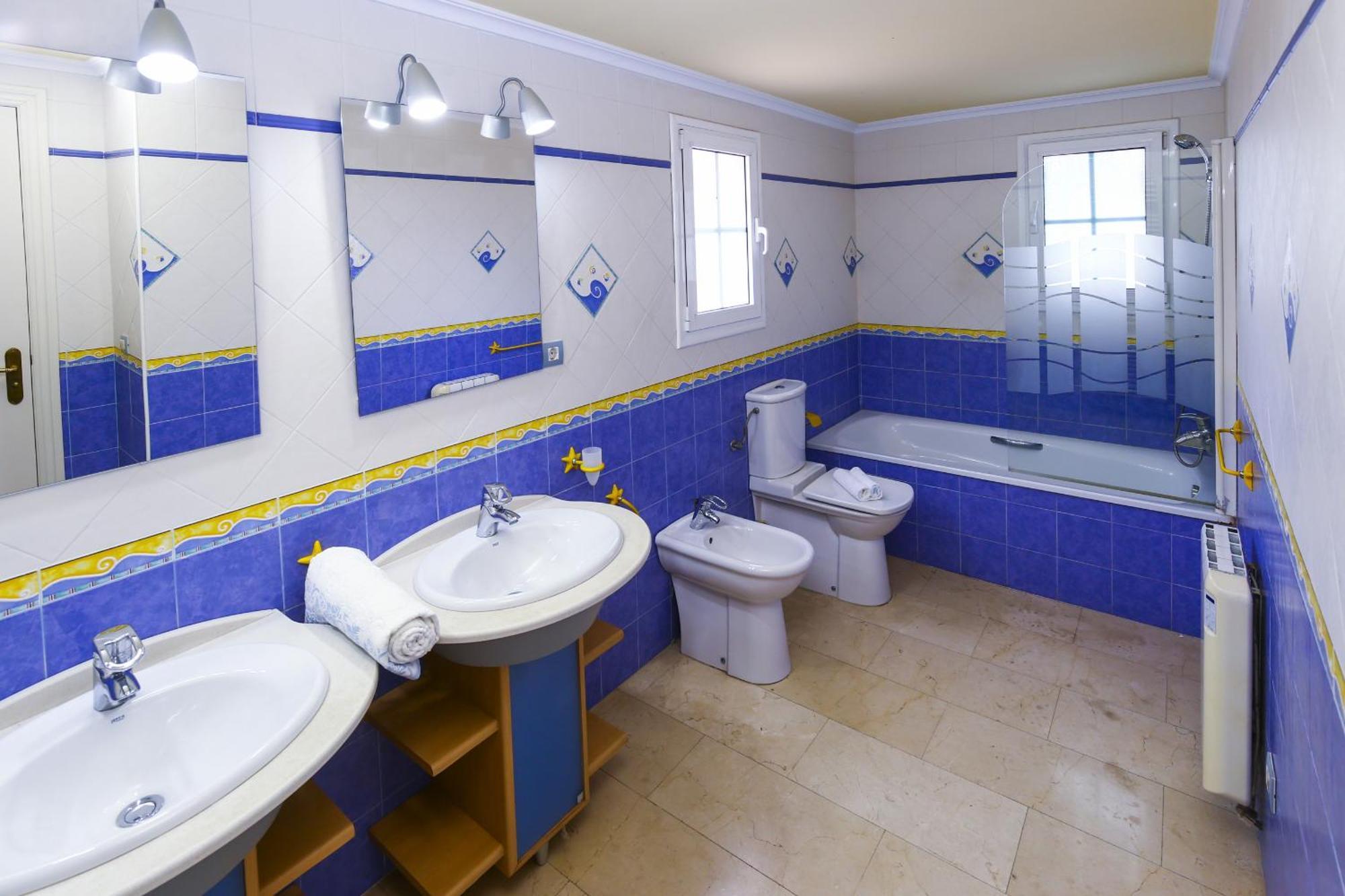 Viladomat Planetcostadorada Villa Salou