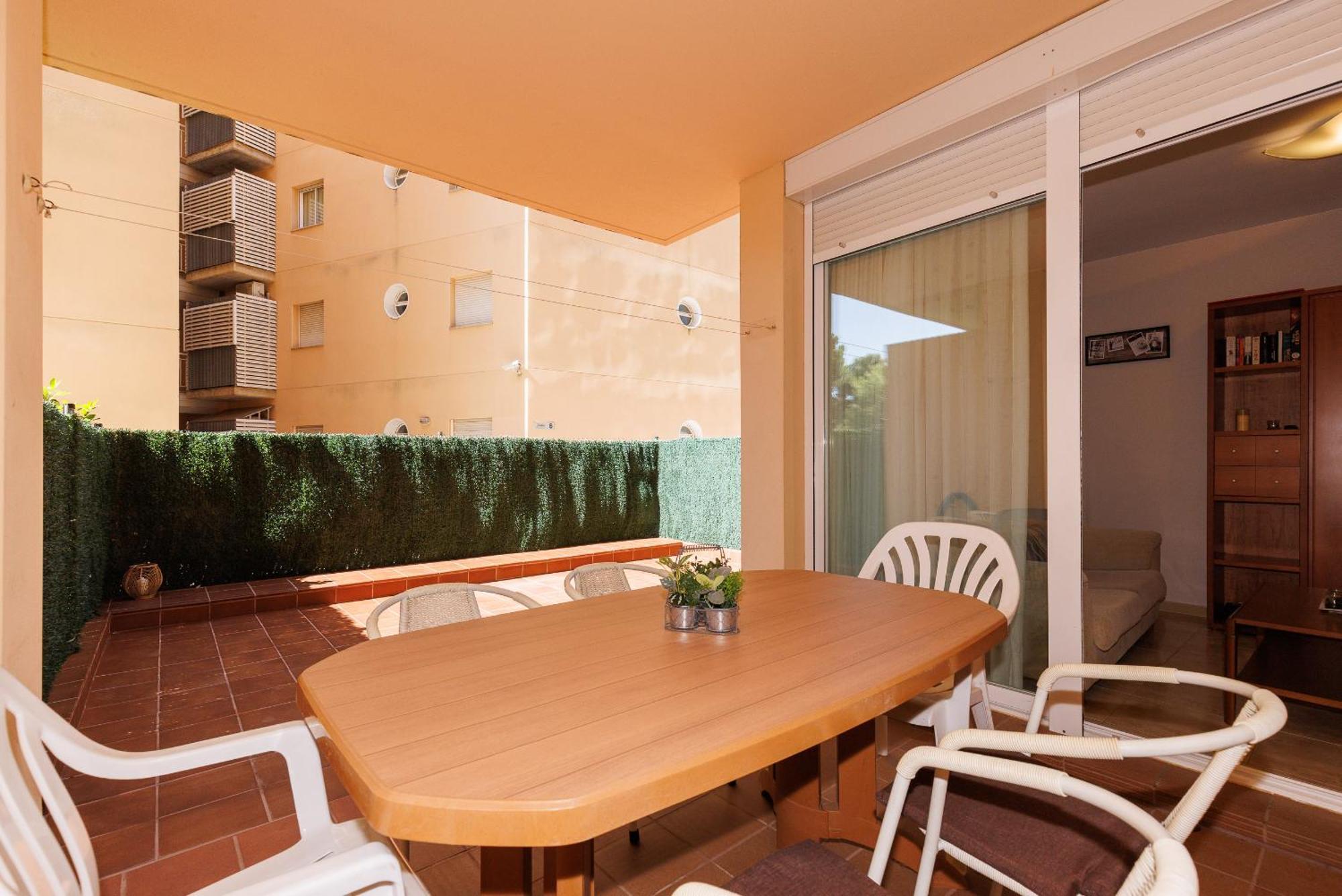 Uhc Golden Pineda Appartement *