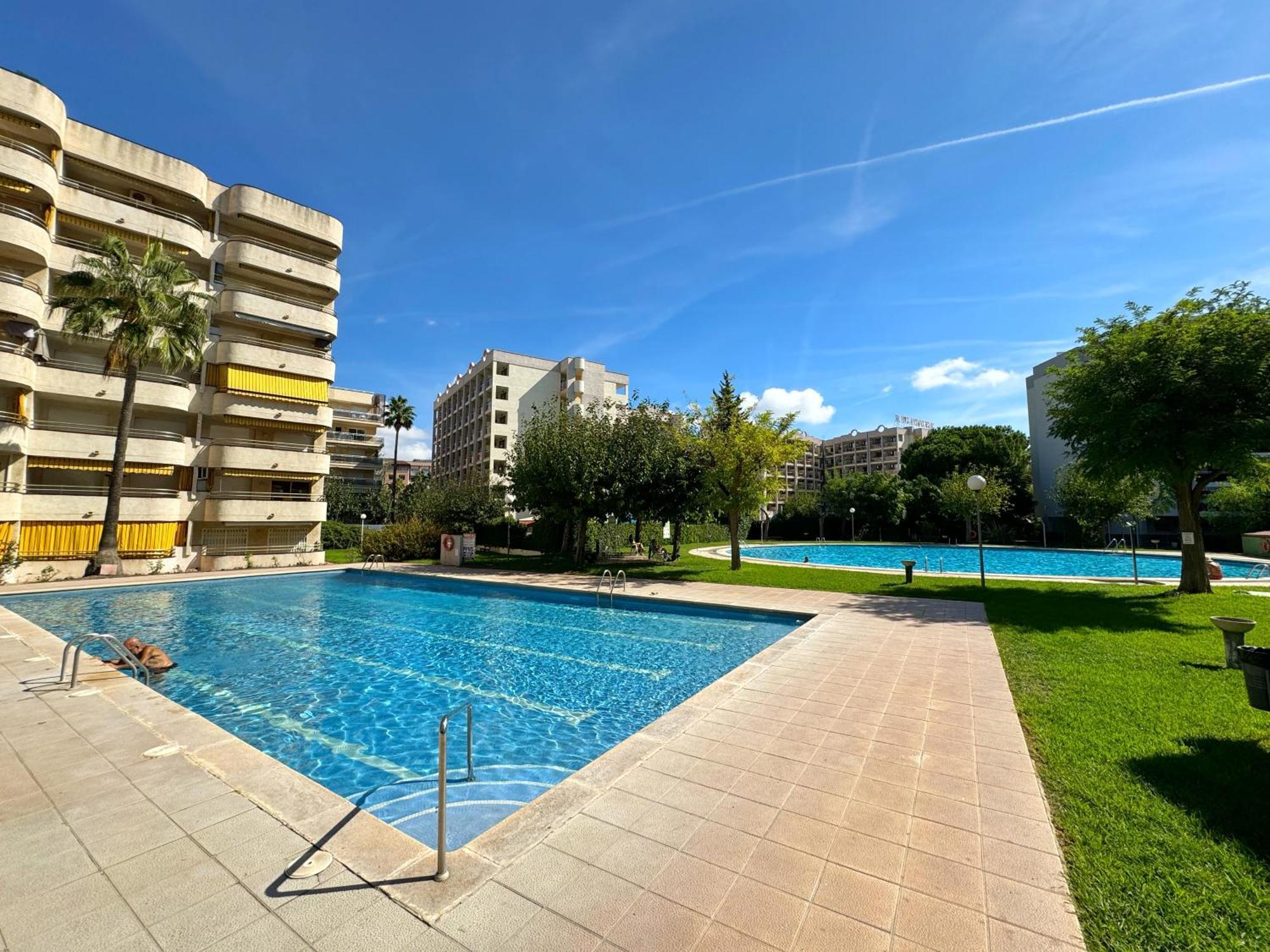 Domuum Holidays - Cordoba * Salou