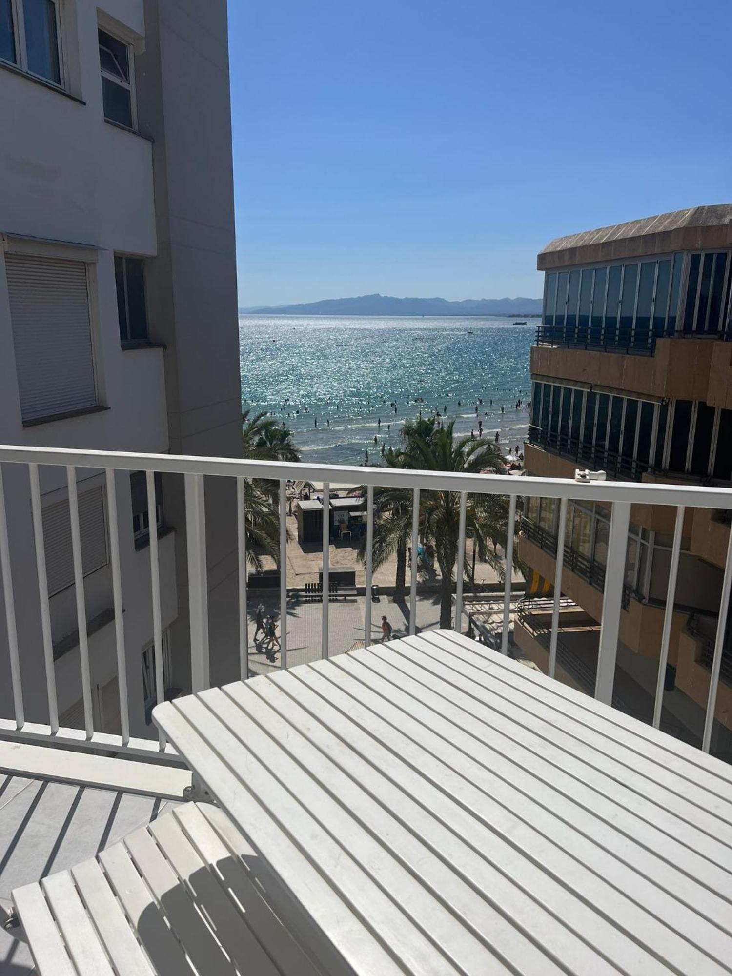 Appartement Beachfront With Sea View *