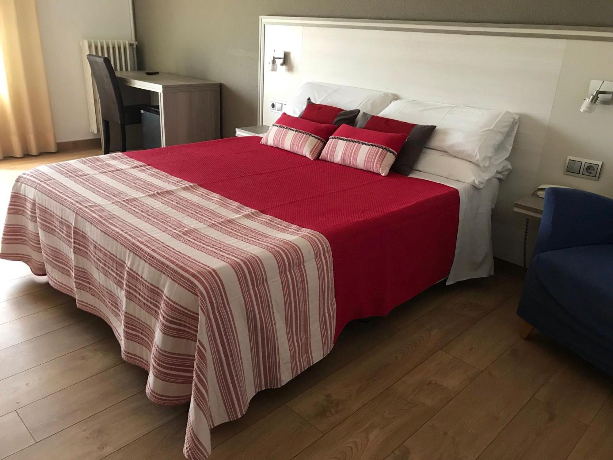 Planas Hotel