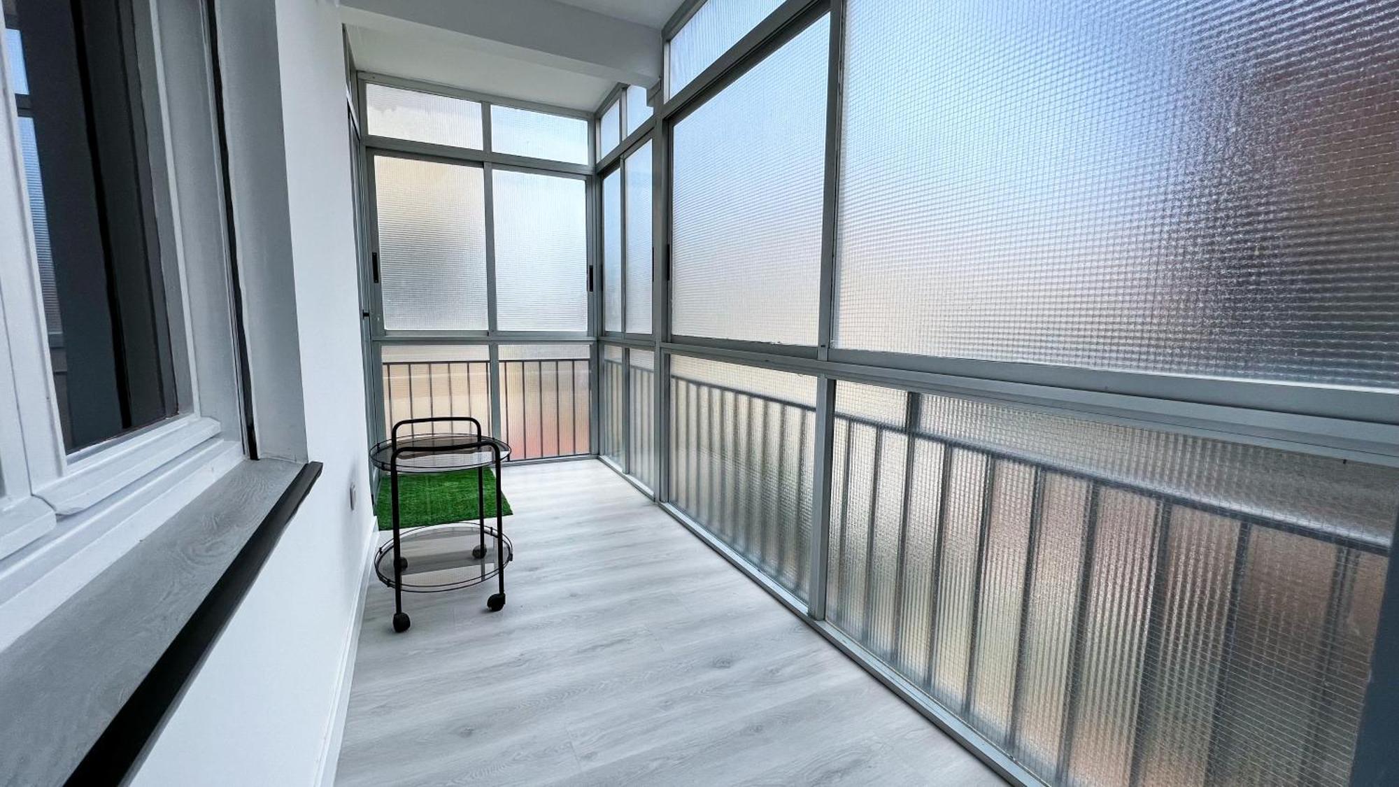 Modern In Town Centre Appartement
