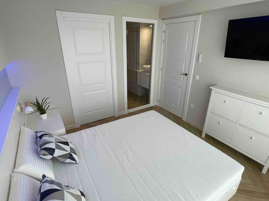 Fabulous Front Sea Penthouse Salou