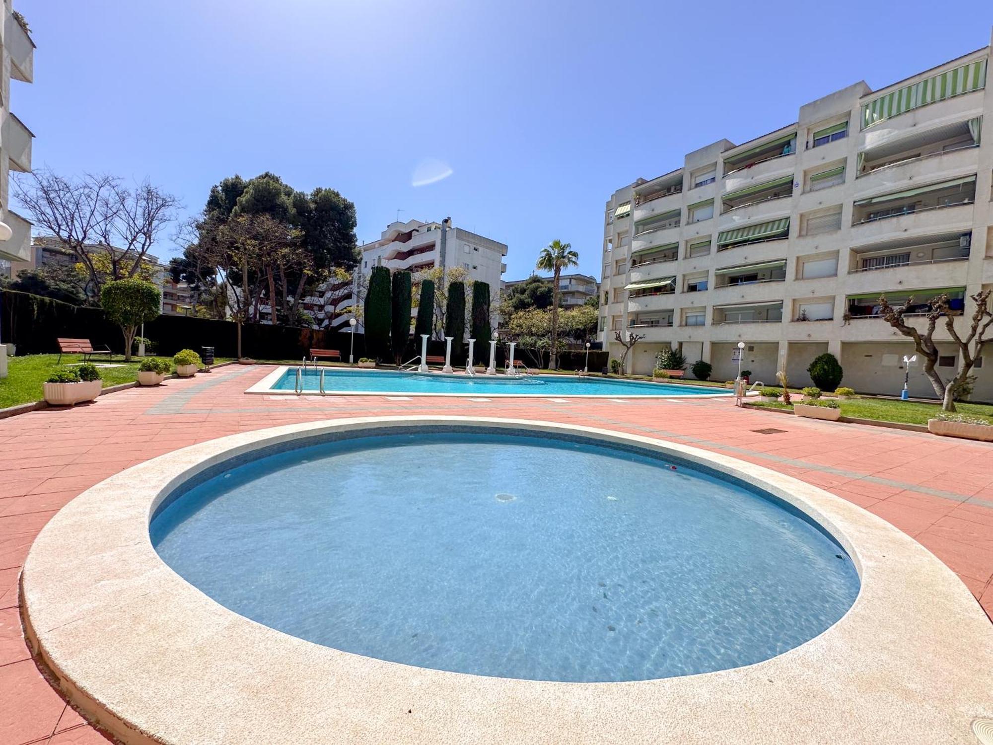 Rentalmar Marathon Apartment *