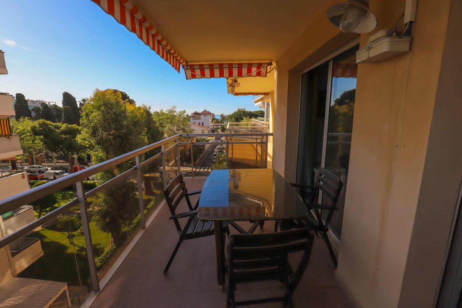 Differentflats Palafox Appartement *