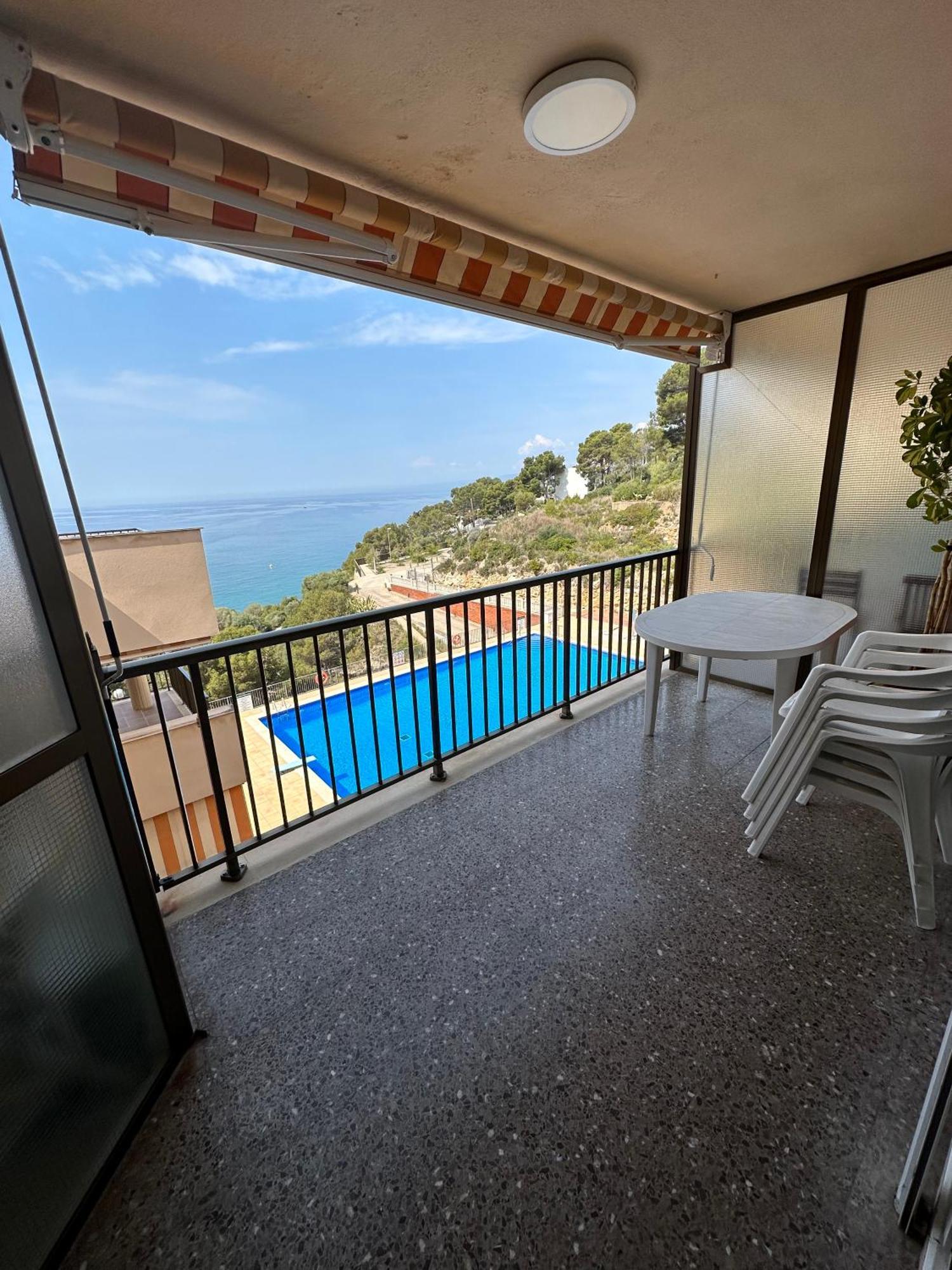 Apartment 2 Cap
