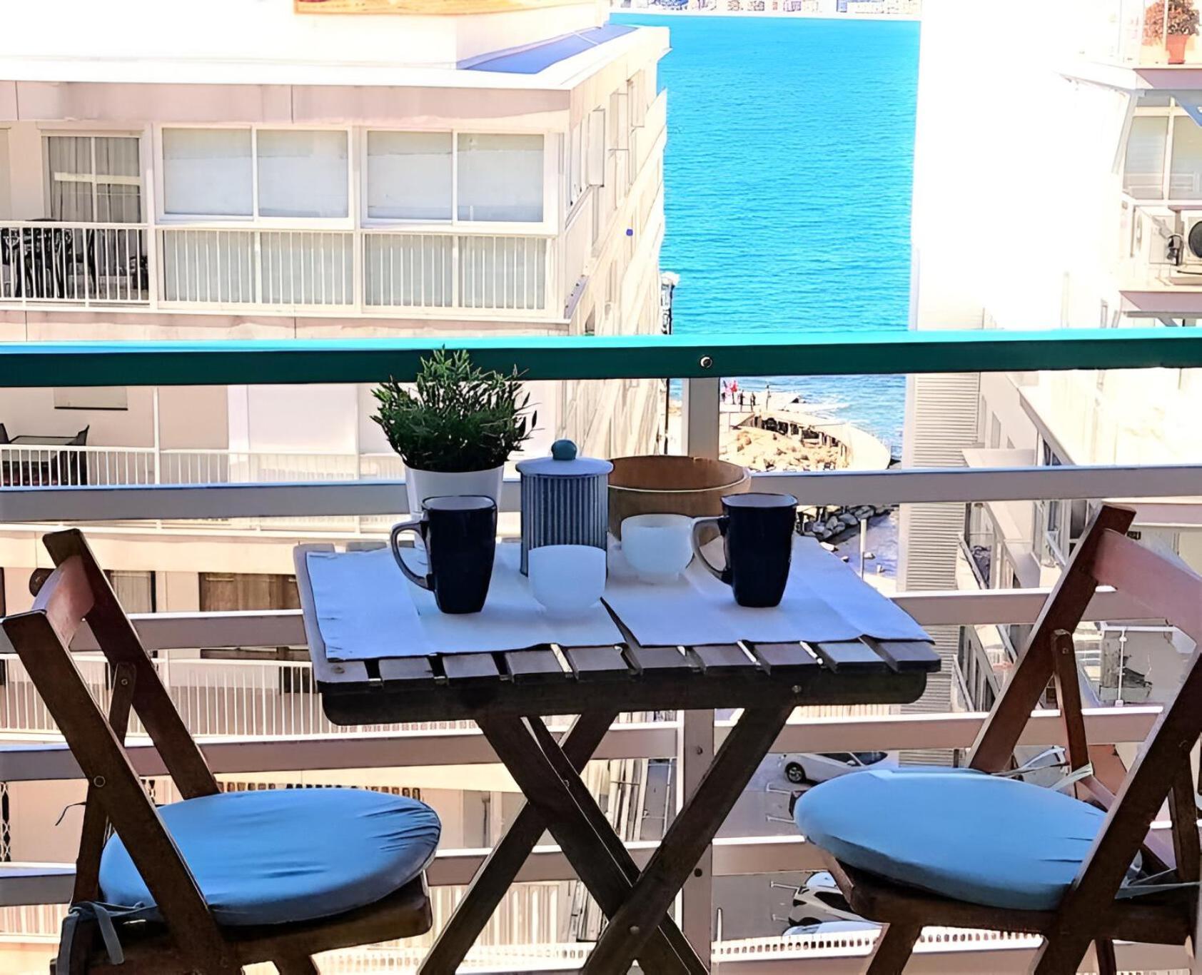Vistas Al Mar, 50 Metros Playa Y Centro, Cama Queen Size Salou