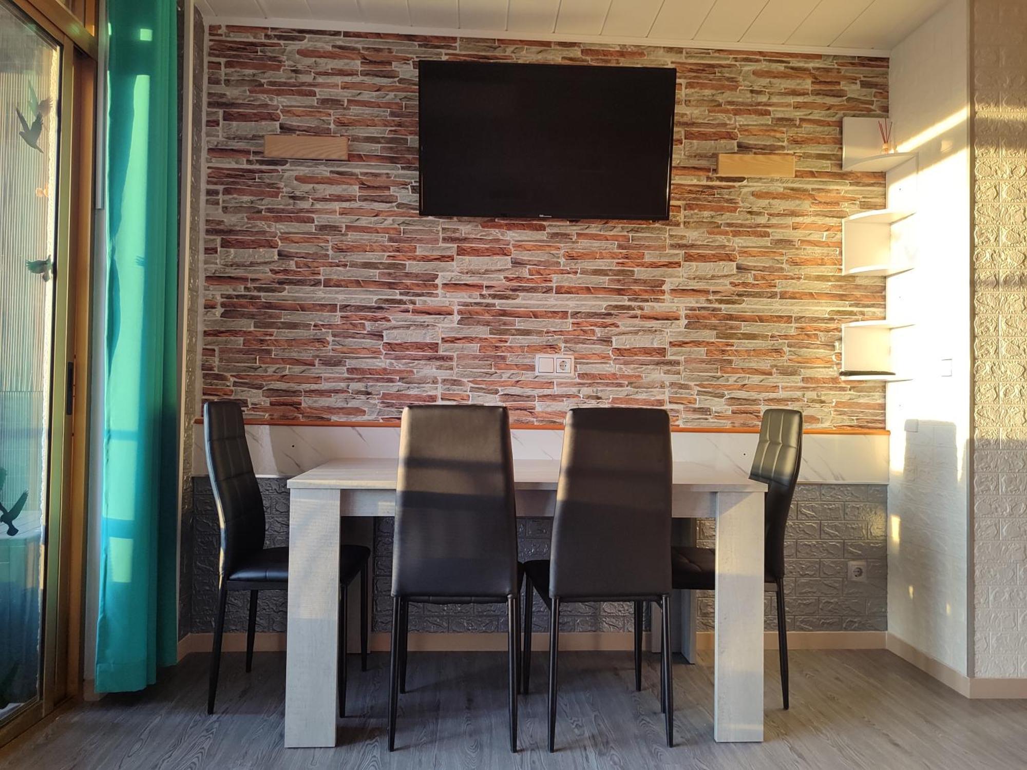Estudio Atico Con Piscina 