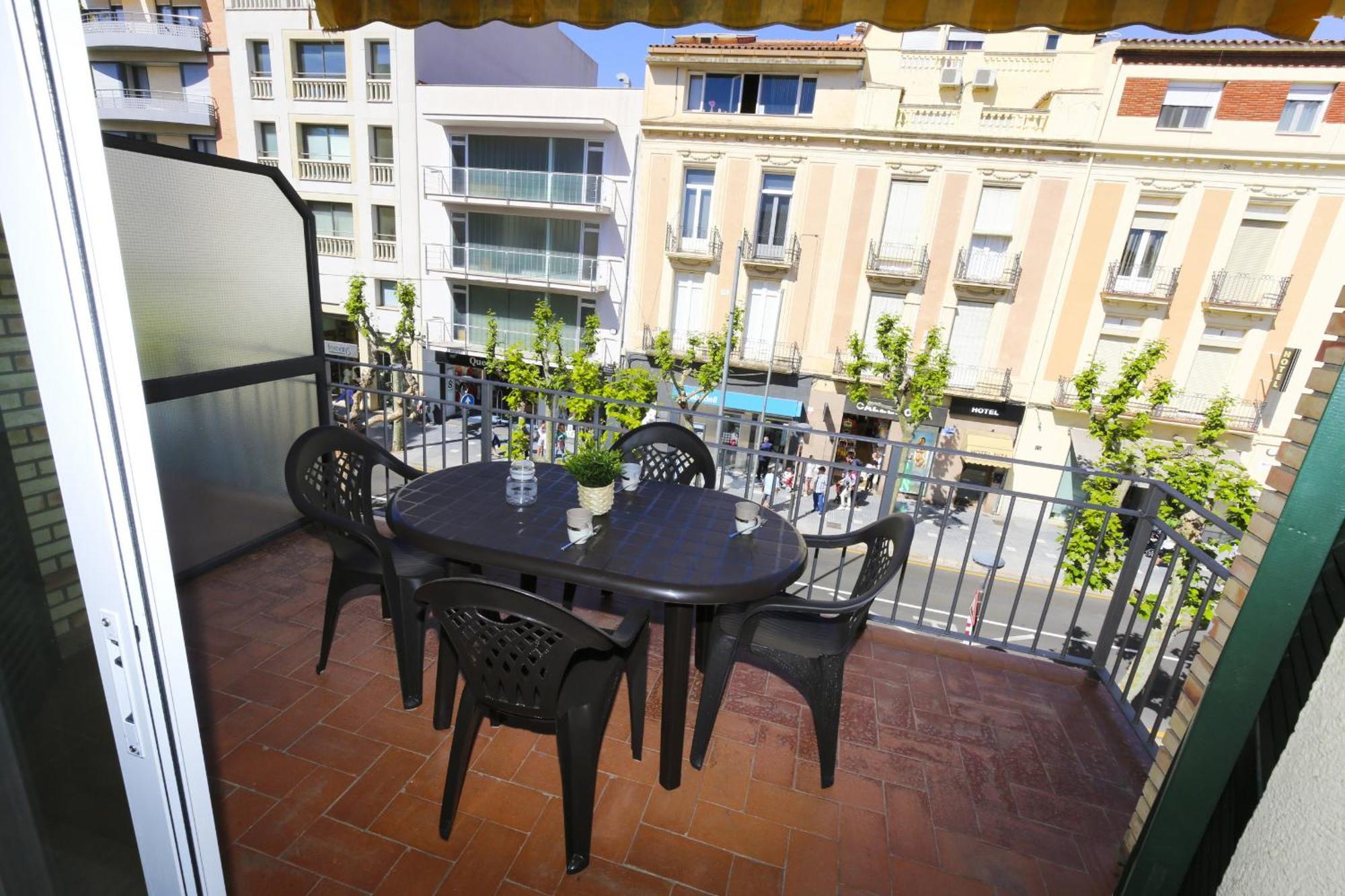 New Queens 2a Planetcostadorada Apartamento *