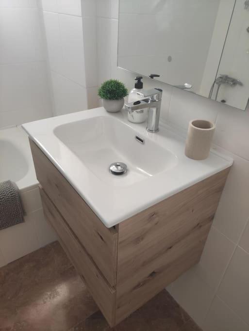 Casa Maitea, Playa Levante Primera Linea De Mar Apartamento