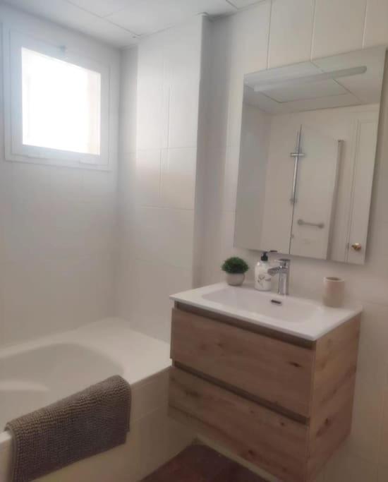 Apartamento Casa Maitea, Playa Levante Primera Linea De Mar