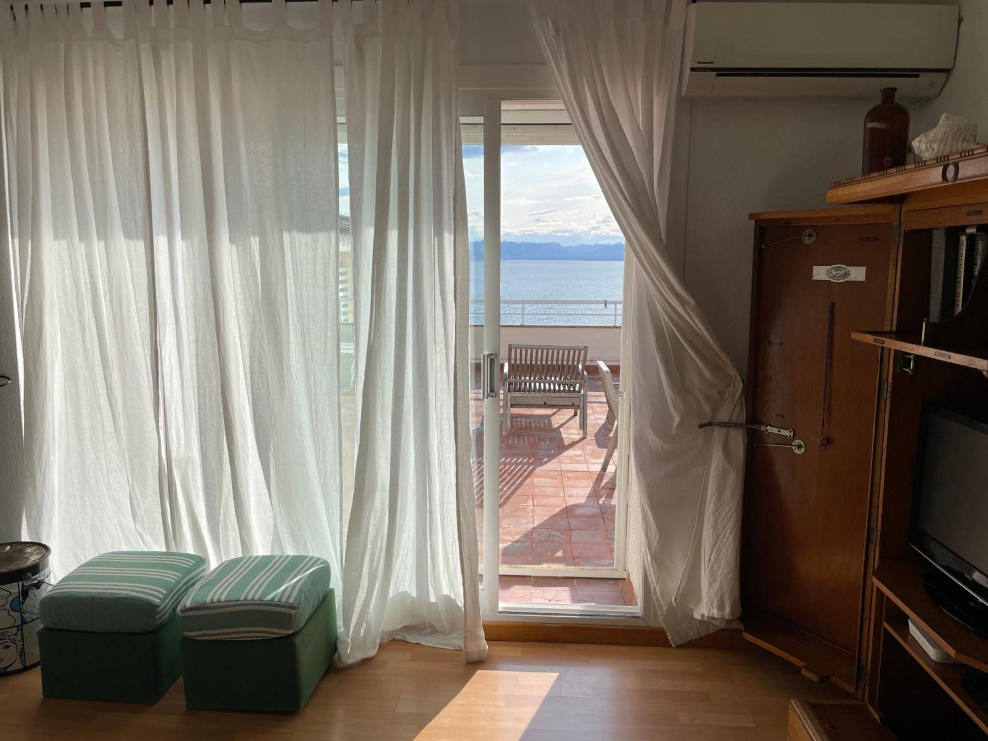 Rits Beachfront *