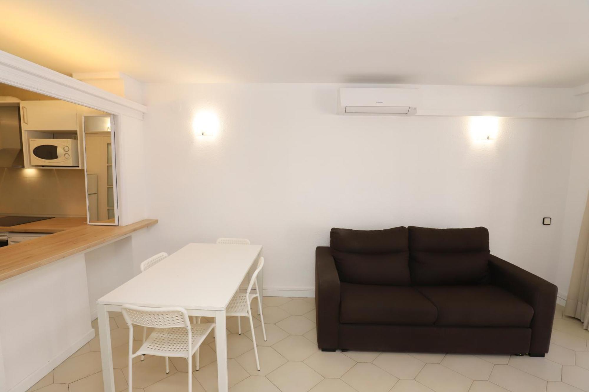 Diferentflats Novelty * Salou