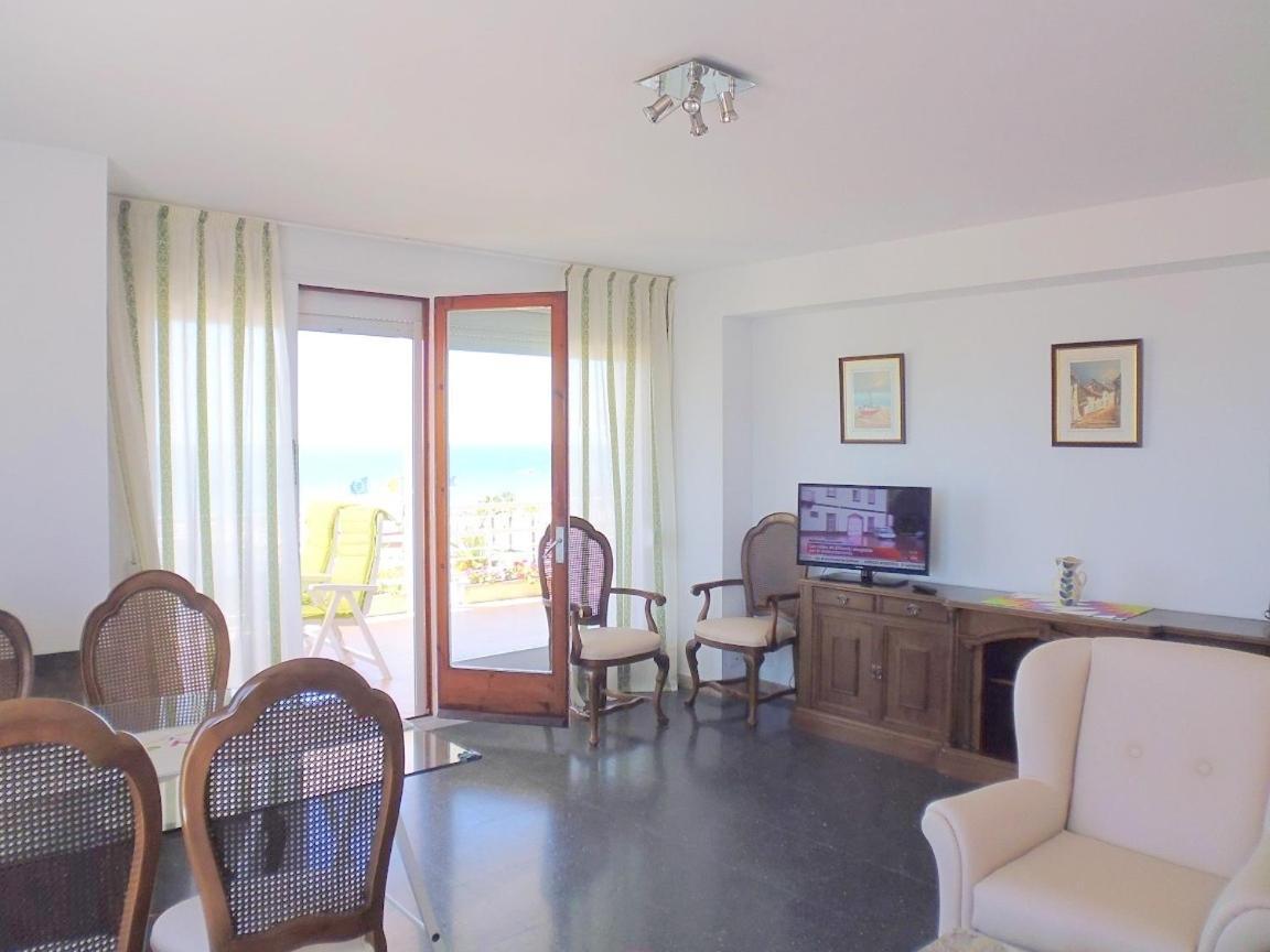 Zeus Alexis Frontal Appartement *