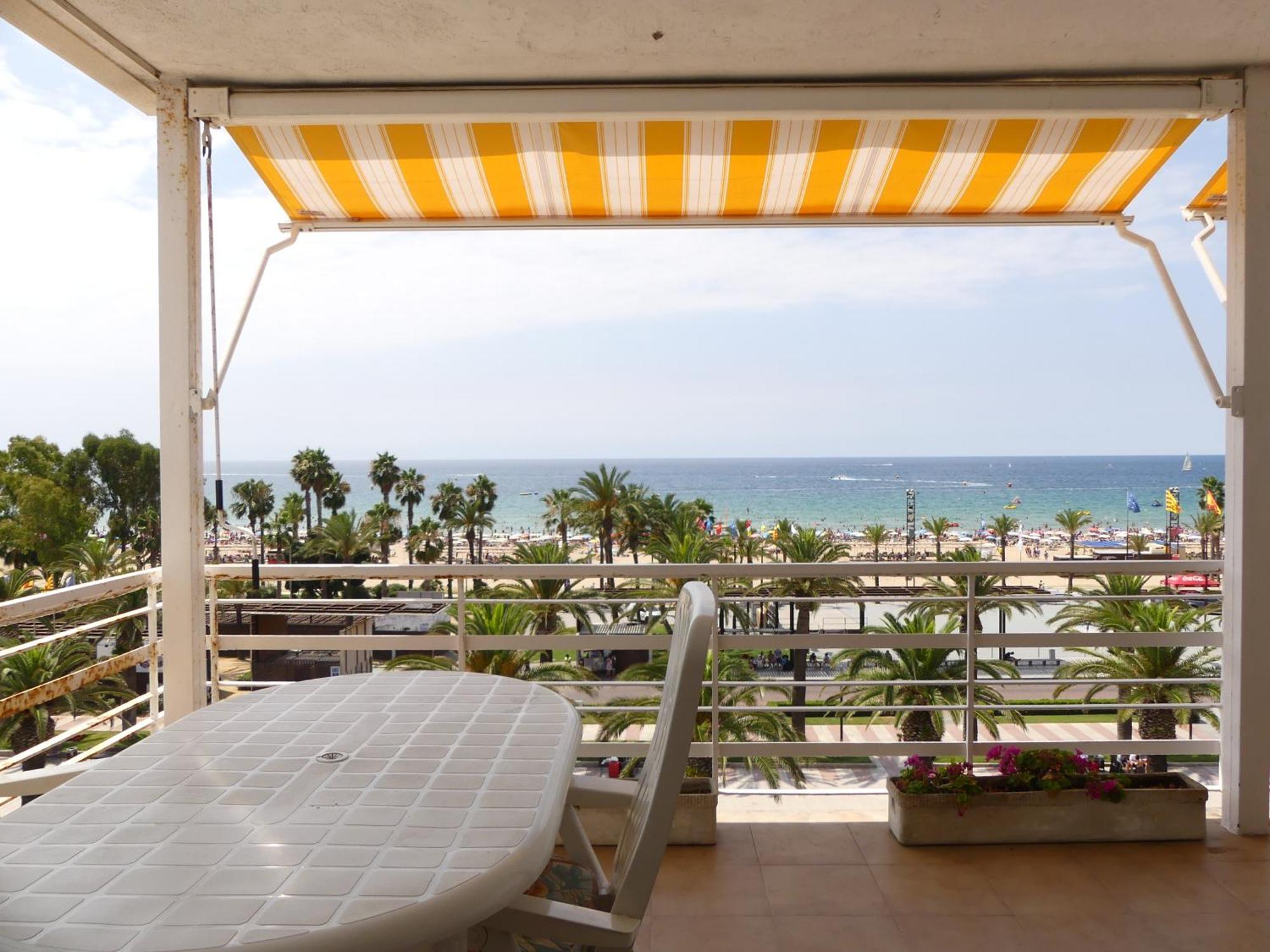 Zeus Alexis Frontal Appartement Salou