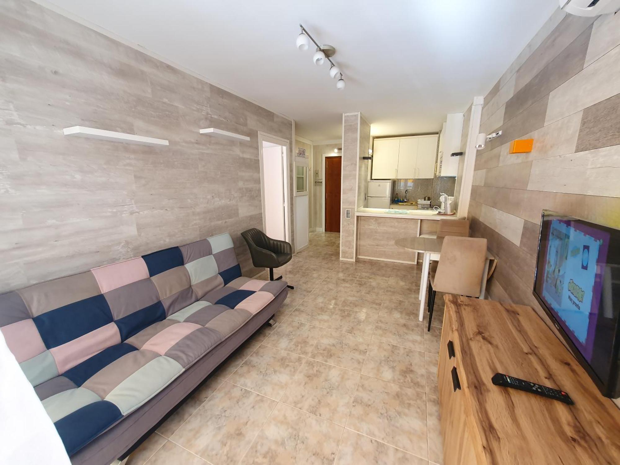 .novelty1...primera Linia De Mar ... Salou