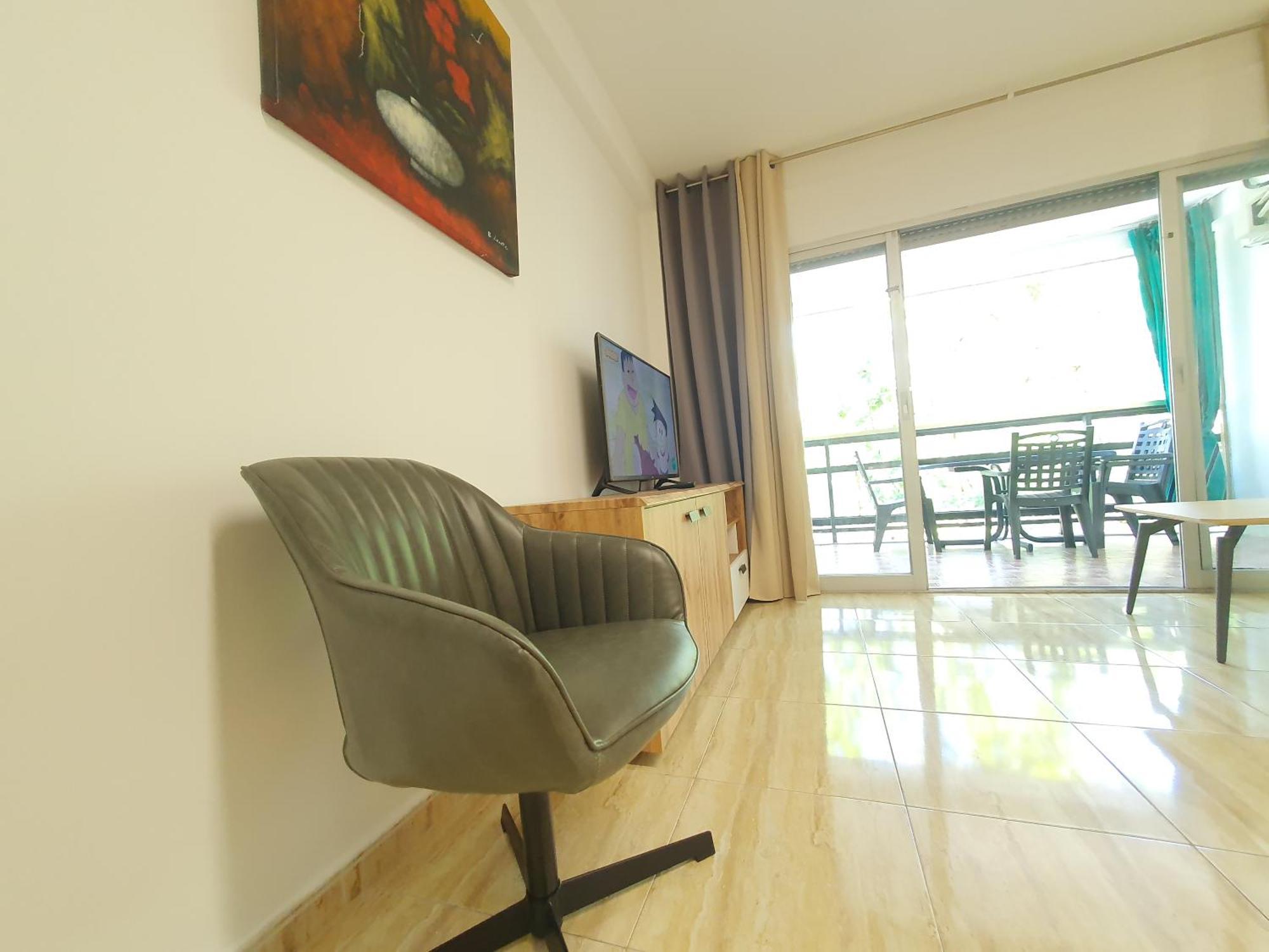4 Playa Piscina Centro,parking