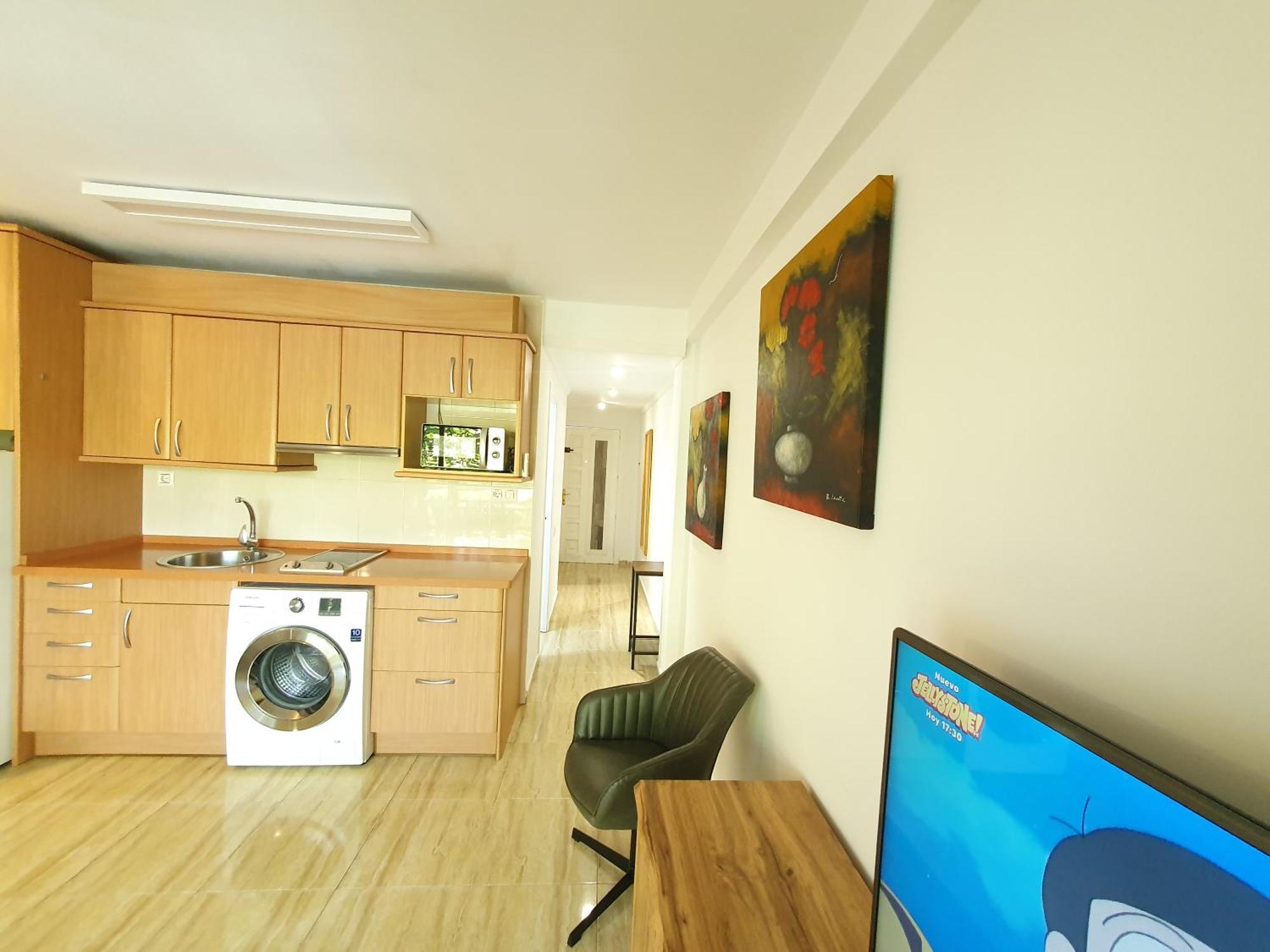 Apartamento 4 Playa Piscina Centro,parking Salou