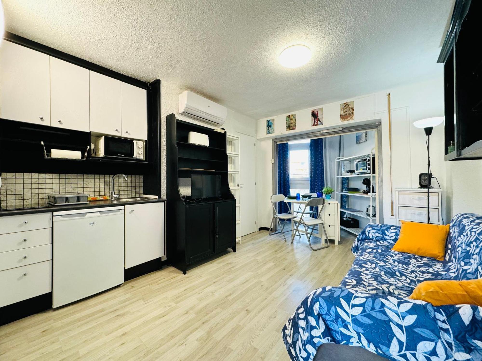 Apartamento Pequeno Apto. Familiar A Pasos Del Mar Salou