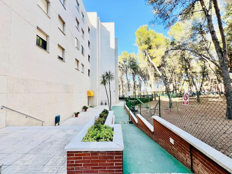 Con Parking La Pineda Costa Dorada *