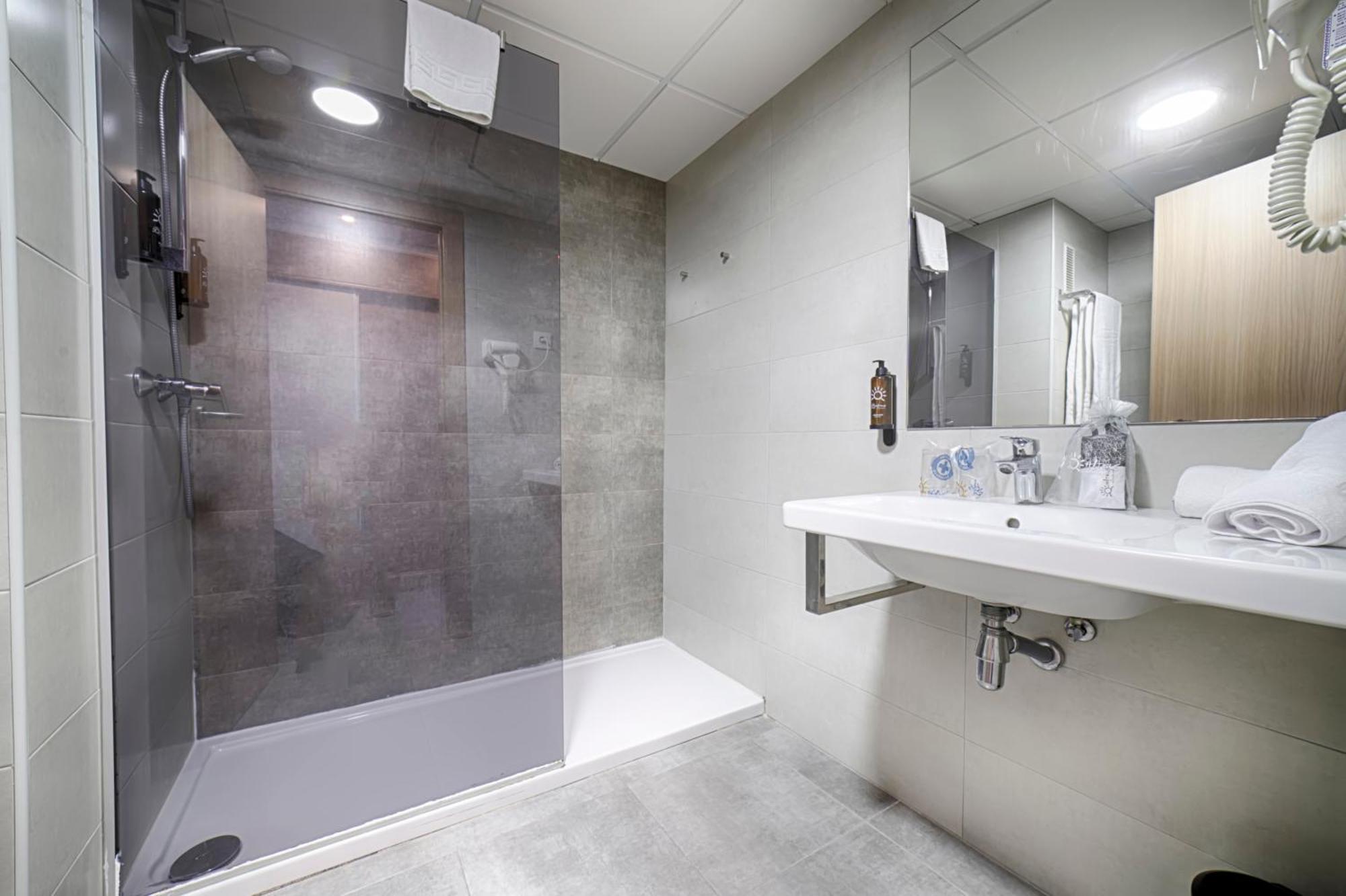Hotel Ohtels Dorada 3*