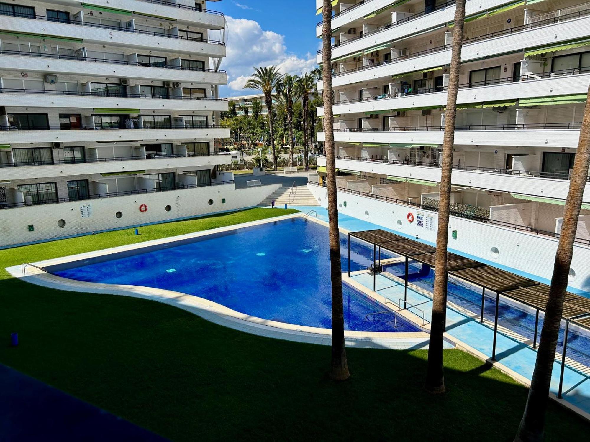 Aventura Apartamento *