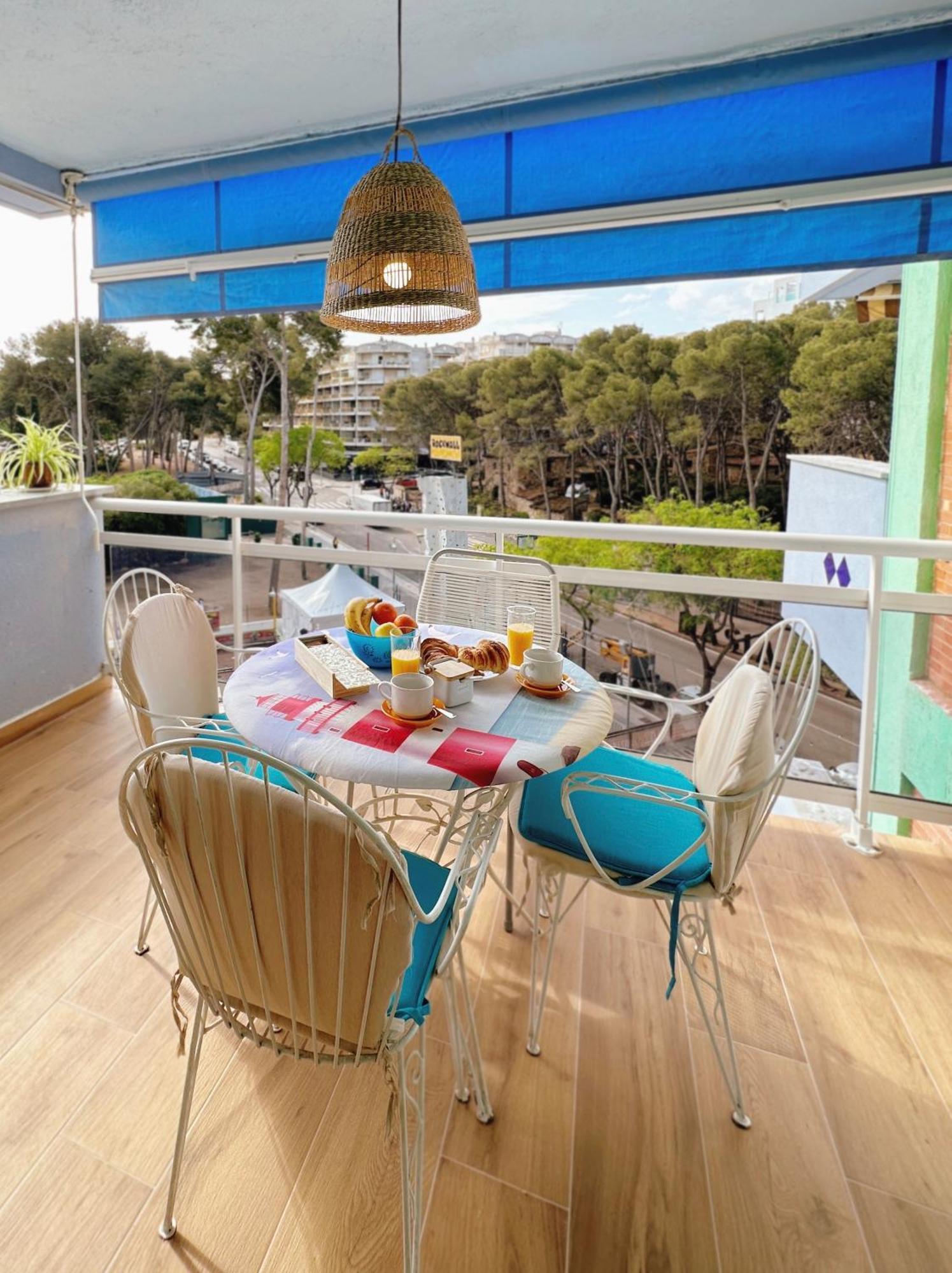 Magníficas Vistas En Zona Turística De Apartamento *