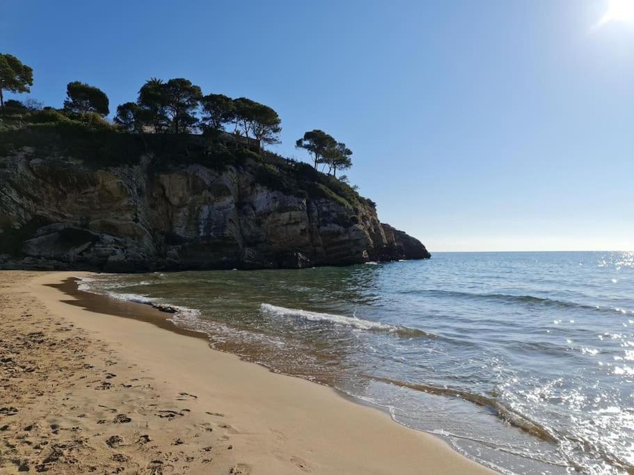 Cal Indigo - Unique Flat In Cap - Mind & Feet In Water Salou
