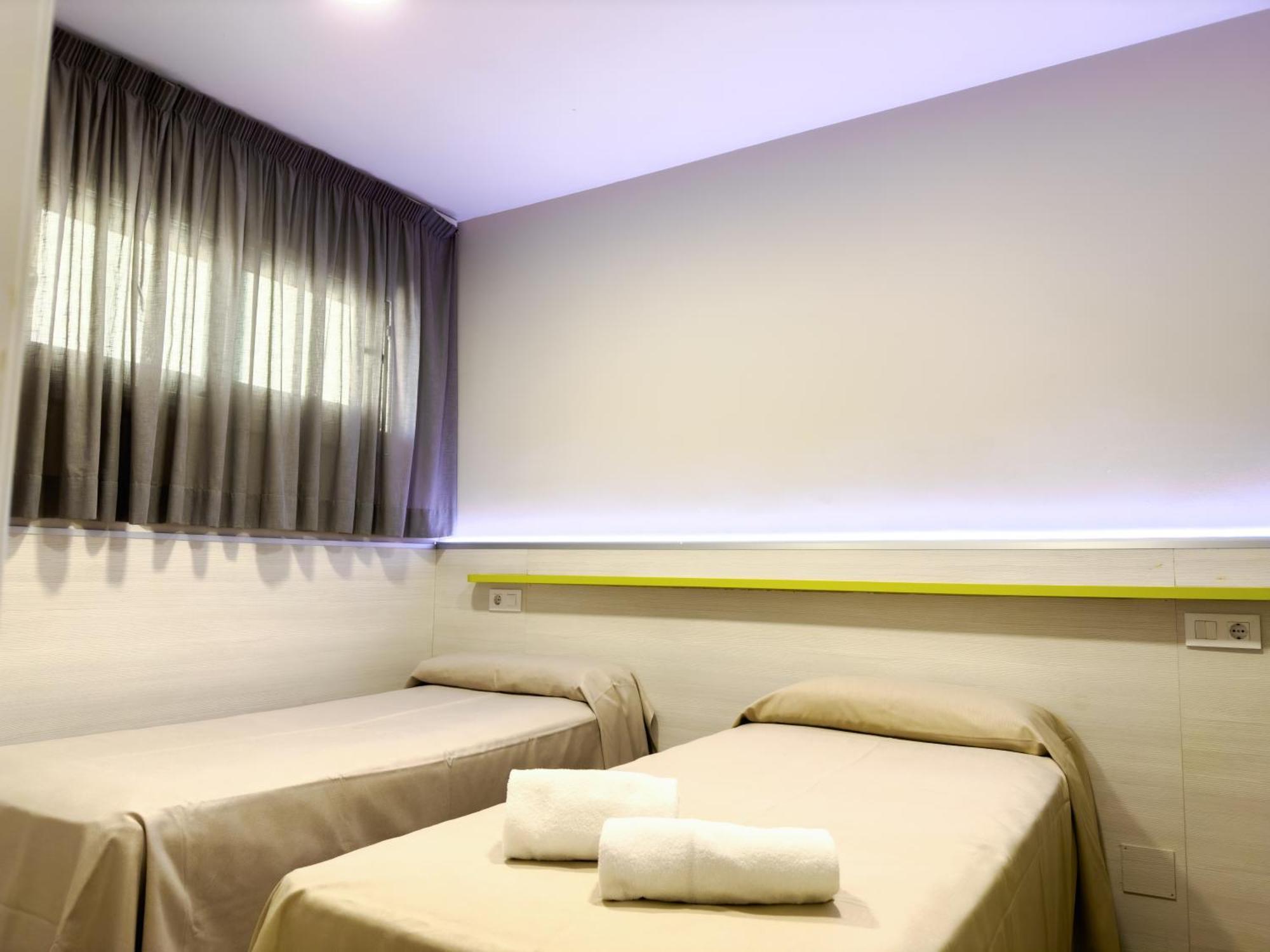 Rentalmar Zahara Family Apartamento