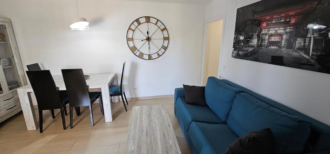 7438 Jaume I Primera Linea Con Aire Acondicionado Apartment